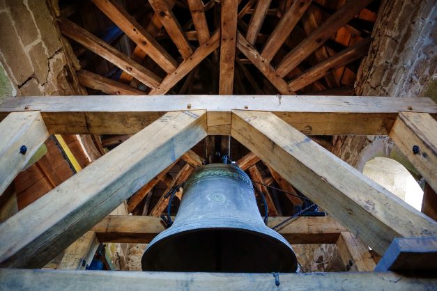 Contribuer à l'entretien et à la restauration de ce précieux monument du patrimoine national et local.